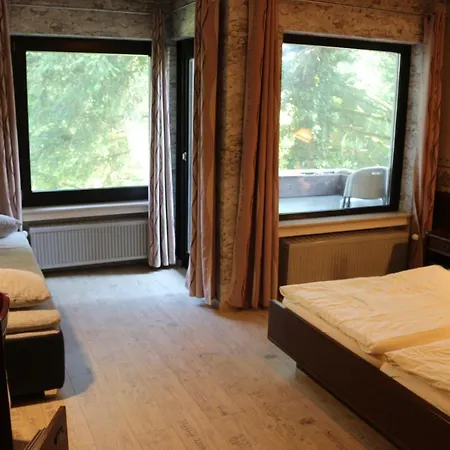 Waldgasthaus Am Schwarzenbruch Allenbach