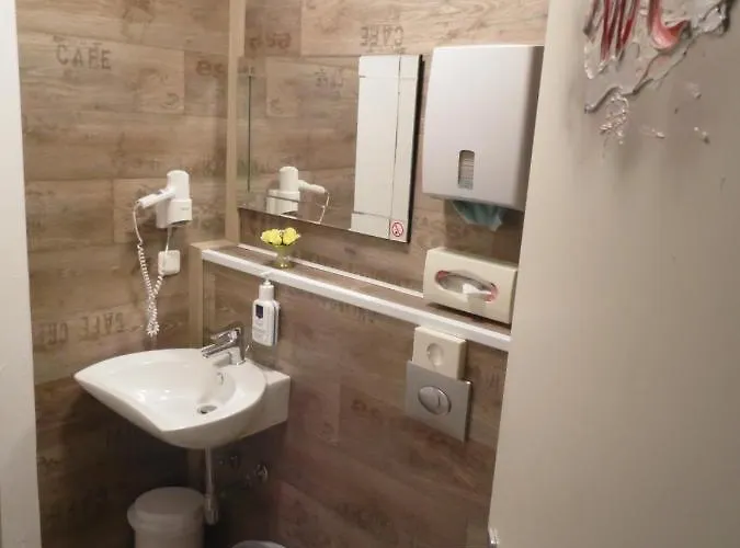 호텔 Waldgasthaus Am Schwarzenbruch 알렌바크