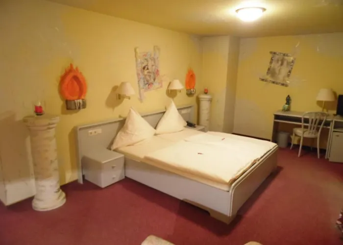 Waldgasthaus Am Schwarzenbruch * Allenbach