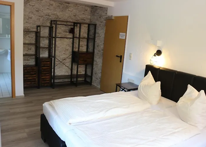 Waldgasthaus Am Schwarzenbruch * Allenbach