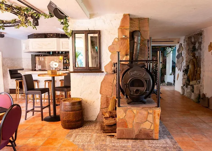 Waldgasthaus Am Schwarzenbruch 알렌바크